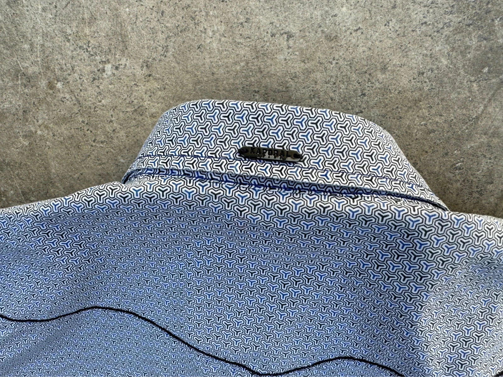 Men's Kaporal shirt in very good condition size M with patterns – photo 5